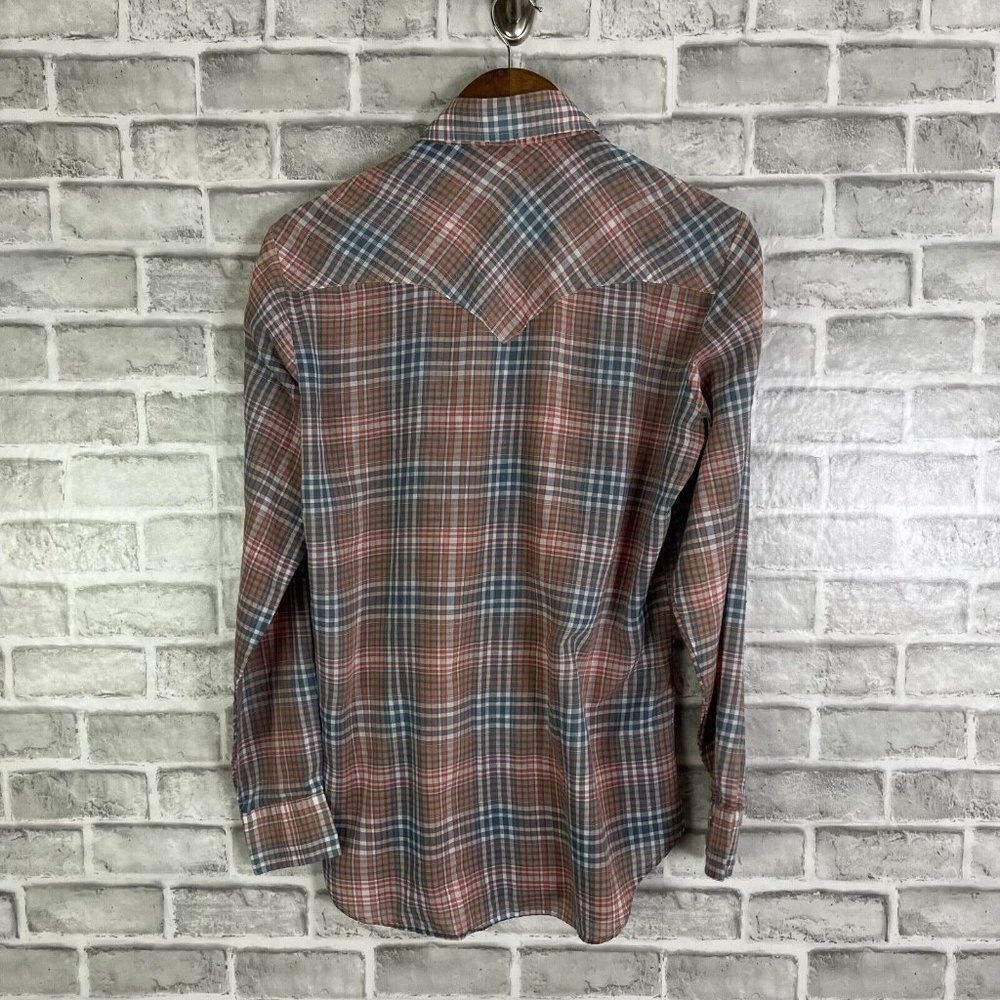 Levi's Men's Plaid Button-Down Shirt in Blue and Brown - Picture 5 of 8